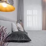 Lutsu Residents - Unique In Old Town, Keyless Апартаменты Тарту