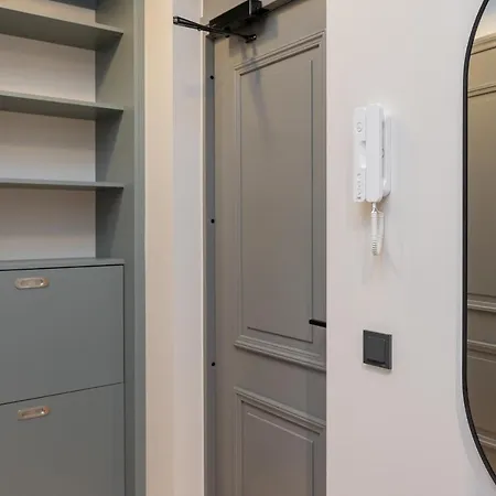 شقة Lutsu Residents - Unique In Old Town, Keyless