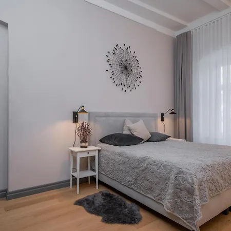 Lutsu Residents - Unique In Old Town, Keyless تارتو