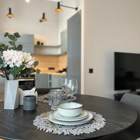 Lutsu Residents - Unique In Old Town, Keyless تارتو