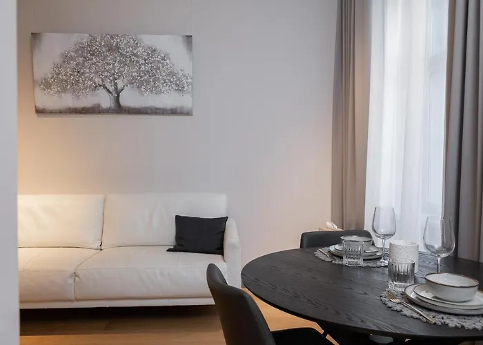 Lutsu Residents - Unique In Old Town, Keyless Apartament *