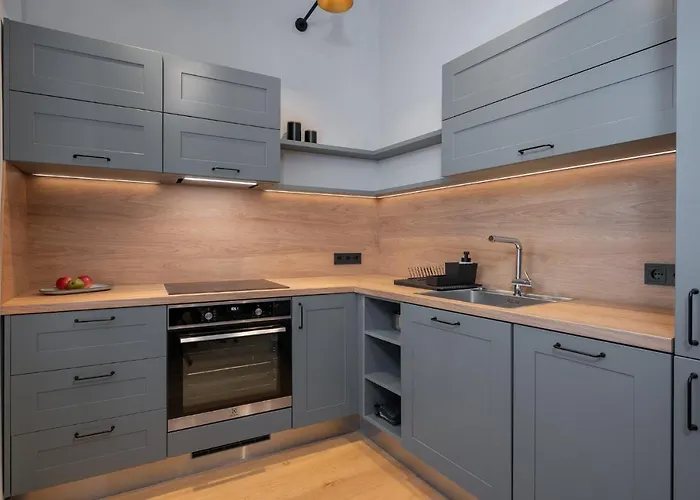 Lutsu Residents - Unique In Old Town, Keyless