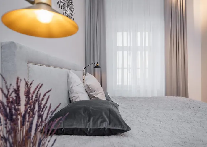 Lutsu Residents - Unique In Old Town, Keyless Apartament Tartu