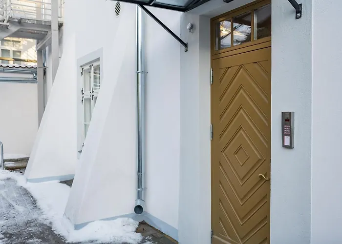 Lutsu Residents - Unique In Old Town, Keyless